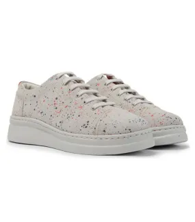 Zapato con cuña para mujer con el corte estampado